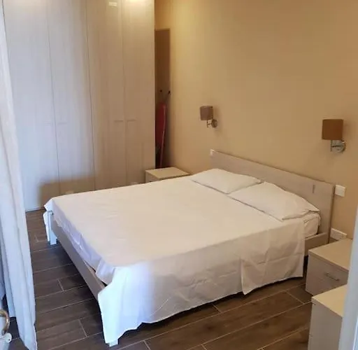 New 1 Bedroom Seafront In 2 * St. Paul's Bay